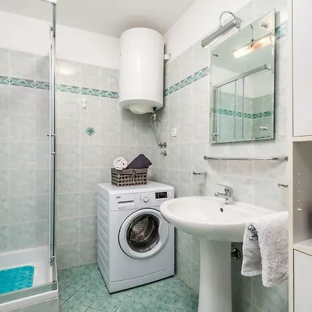 Ella Apartamento *